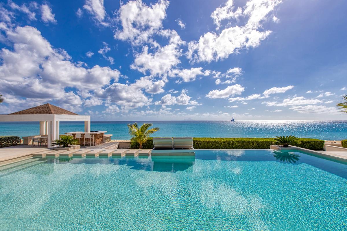 Luxury Beach Front Villa rental - Pool view